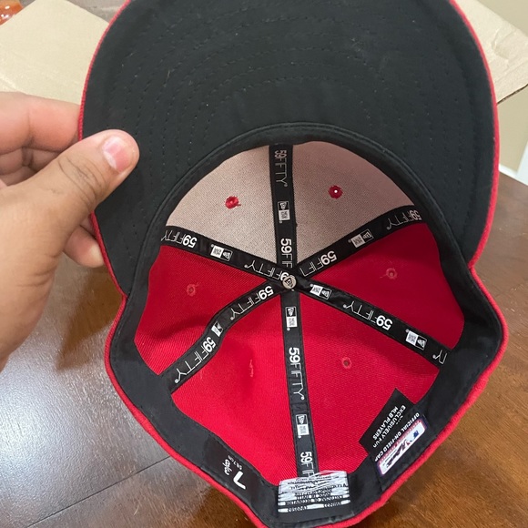 angels fitted - Picture 2 of 2